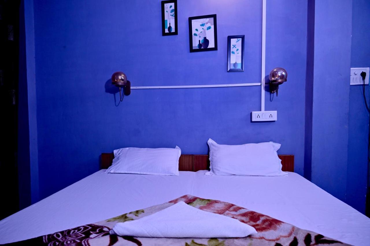 Banaras Rest House Варанаси Экстерьер фото